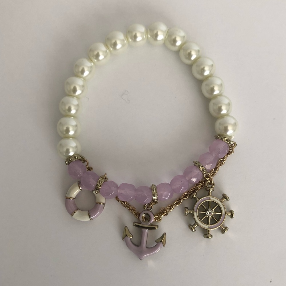 NEW WITH NO TAG. Lavender, pearls Nautical bracelet.